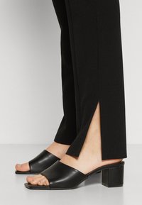 Noisy May Tygbyxor - black