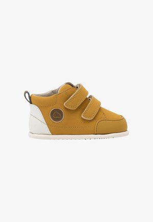 Mayoral, BOTA RESPETUOSA BEBE - Zapatos de bebé - mostaza