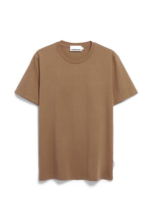 Braunes Baumwoll-T-Shirt mit kurzen Ärmeln, rundem Ausschnitt und geradem Schnitt. Verfügt über ein kleines Etikett auf der unteren linken Seite. Glatte Textur.