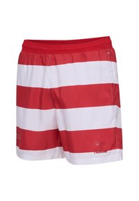 Rot-weiß gestreifte Shorts aus leichtem Stoff, mit einem elastischen Bund und einem Logo auf der linken unteren Seite.
