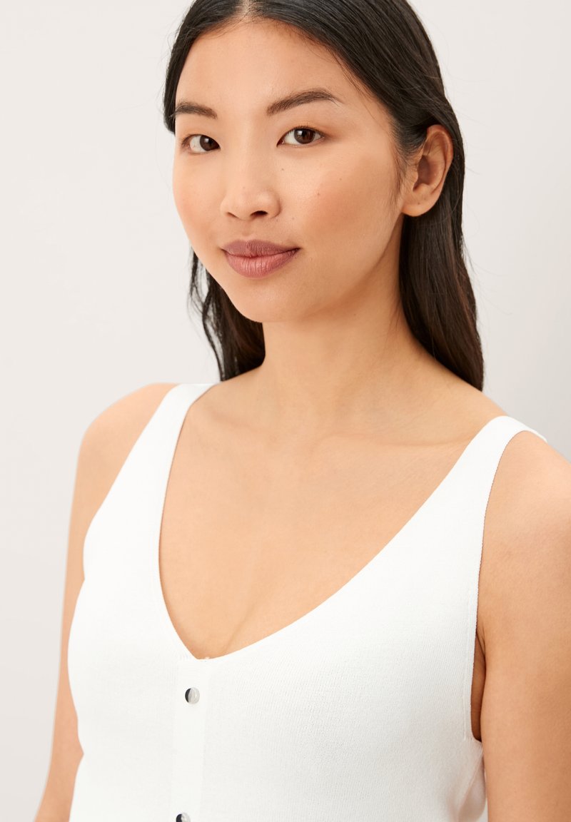 Damen T-Shirts | s.Oliver BLACK LABEL Top off white/offwhite - VK23211 Damen T-Shirts | s.Oliver BLACK LABEL Top off white/offwhite - VK23211