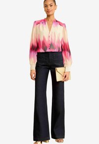 Non selezionato, multi coloured