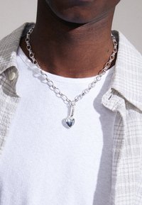 Pilgrim CHARM RECYCLED HEART PENDANT UNISEX - Hanger - silver-coloured