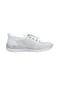Baskets de sport blanches en maille avec lacets gris clair, semelle intermédiaire argentée et semelle blanche flexible, vues de profil droit.