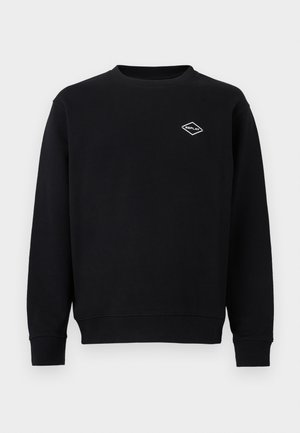 Sudadera negra de manga larga con cuello redondo, puños y dobladillo acanalados, con un pequeño logo blanco de "Replay" en el lado izquierdo del pecho.