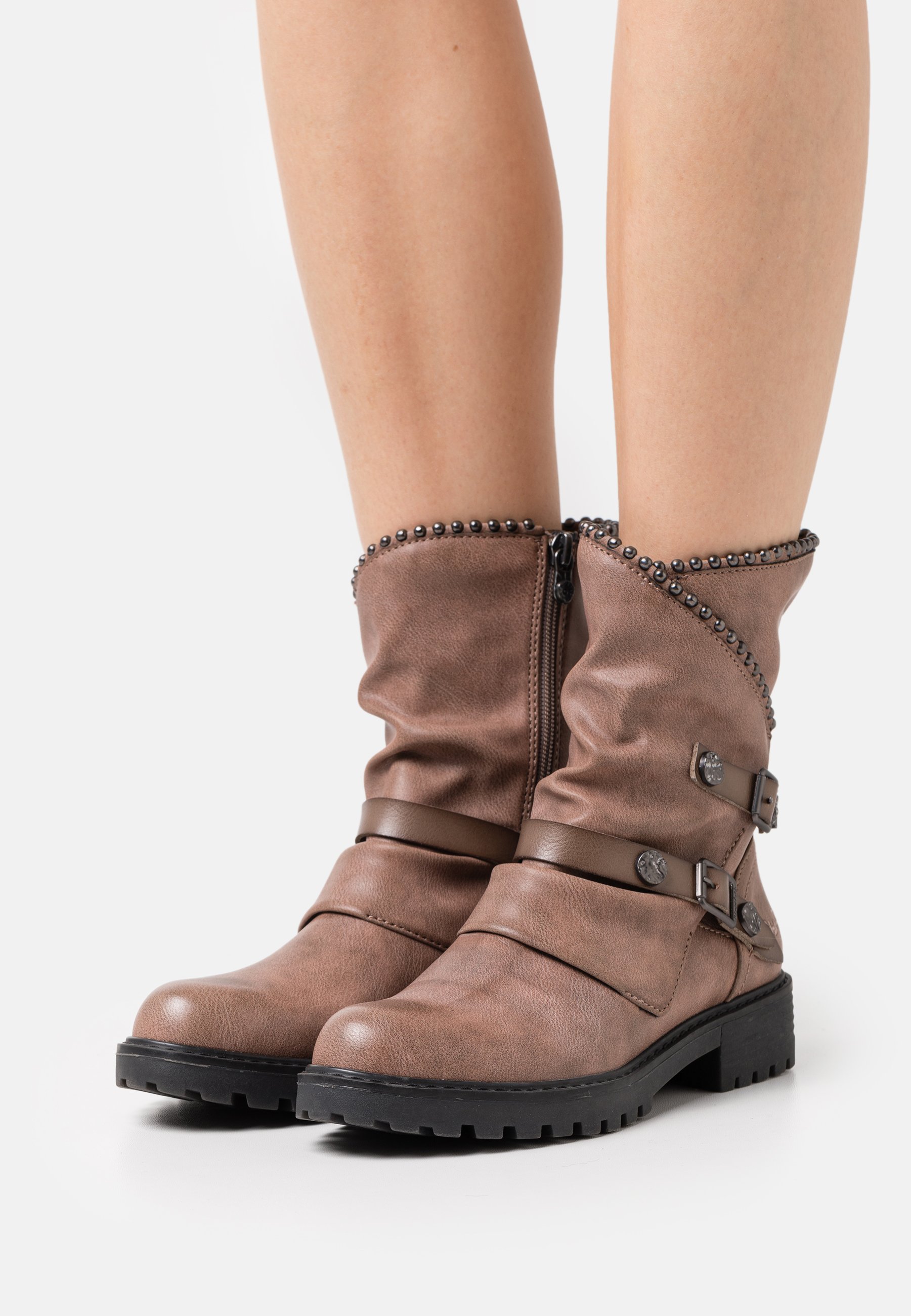 vegan slate lace up boot