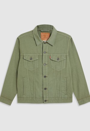 Veste en denim verte avec un devant à boutons, deux poches poitrine et un col classique. Tissu texturé avec des détails de surpiqûres contrastées.