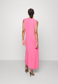 87Origins TIE WAIST DRESS - Vestido comprido - pink