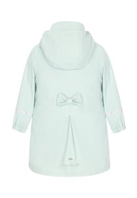 Svijetloplavi kišni plašt s kapuljačom, detalj mašne u struku, elastične manžete i reflektirajuće trake na rukavima. Glatki, vodootporni materijal.