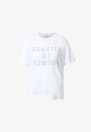 T-shirt bianca in cotone con testo blu "GRANITA DI LIMONE", colletto rotondo, maniche corte e vestibilità rilassata.