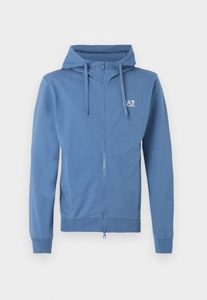 Sinine lukuga kapuutsiga dressipluus, millel on nööriga kapuuts ja vasakul rinnal väike valge EA7 Emporio Armani logo.