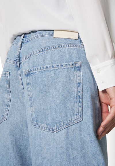 Citizens of Humanity BRYNN TROUSER - Calças de ganga de corte relaxado - blue lace