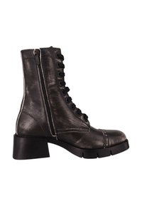 Botte en cuir noir mi-mollet avec fermeture éclair latérale, lacets à l'avant, semelle épaisse et semelle crantée.