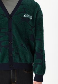 On Vacation FOREST CARDIGAN UNISEX - Gilet - green