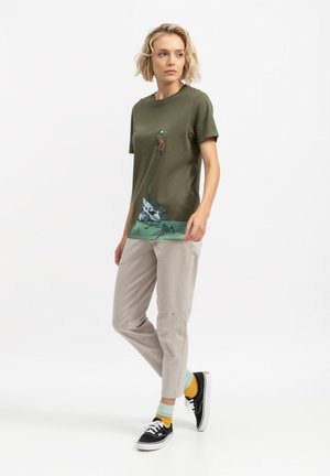 STUMBLE - T-shirt con stampa - jungle