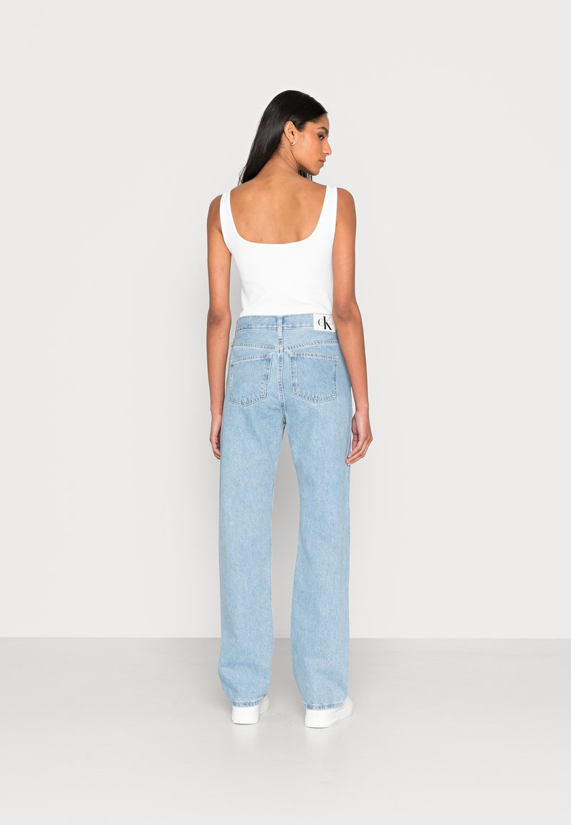 Calvin Klein Jeans HIGH RISE STRAIGHT - Straight leg jeans - denim  light/light-blue denim 