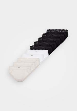 Set di cinque mutande di cotone, composto da tre paia bianche, uno beige chiaro e tre neri. I paia neri hanno un bordo di pizzo; gli altri sono lisci.