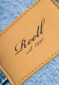 Reell LOWFLY - Vaqueros boyfriend - classic light blue