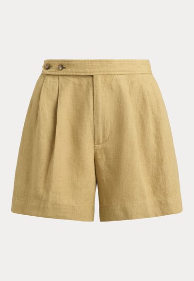 Μπεζ λινό σορτς ψηλής μέσης με πιέτες, κλείσιμο στο πλάι με κουμπιά και φαρδιά εφαρμογή στα πόδια.