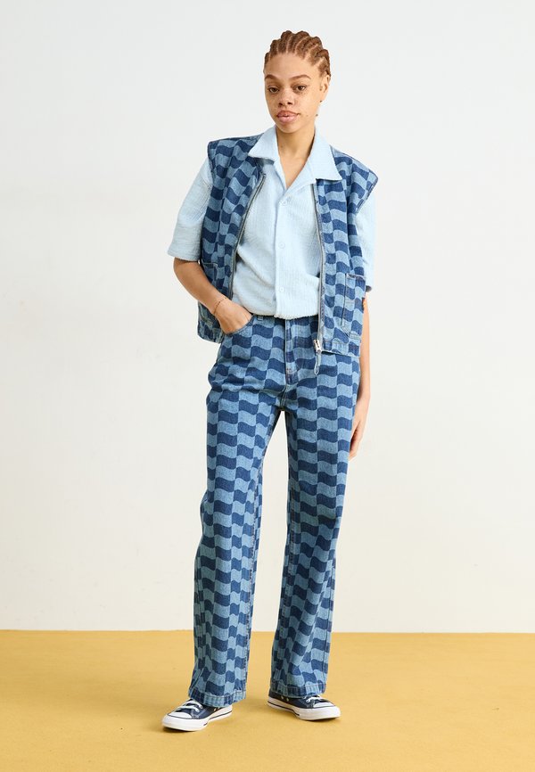 CLASSIC BAGGY - Relaxed fit jeans4