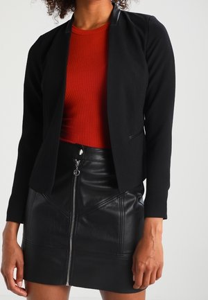 Blazer - black