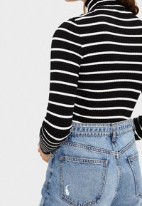 Bershka Maglione - white