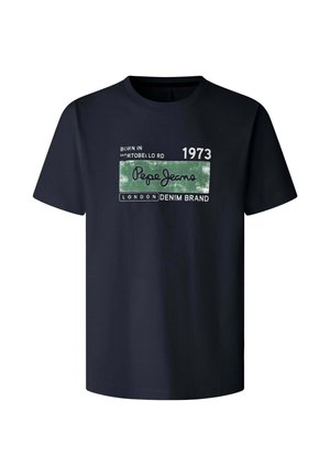 Must lühikeste varrukatega t-särk, millel on ees valge ja rohelisega trükitud tekstid „Pepe Jeans“, „Born in Portobello Rd“, „1973“ ja „London Denim Brand“.