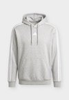 ESSENTIALS 3 STRIPES HOODIE - Jersey con capucha - medium grey heather/white
