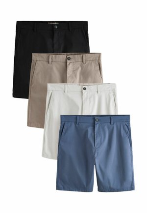 Vier paar heren casual shorts in zwart, beige, wit en blauw, verticaal gestapeld op een witte achtergrond.