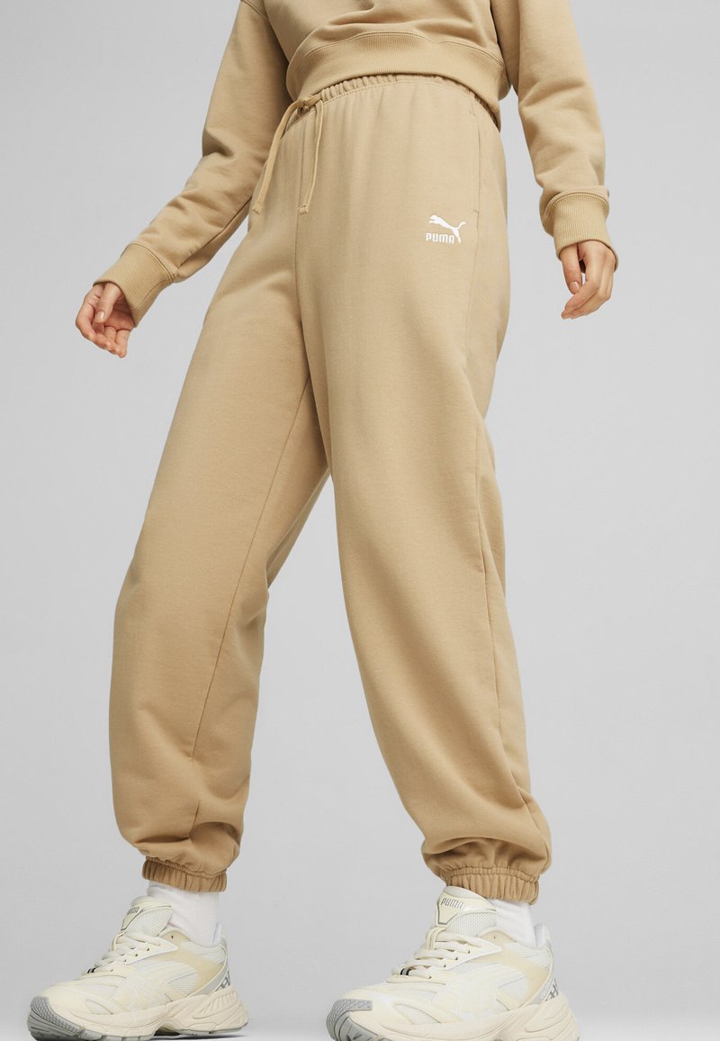Puma BETTER CLASSICS - Tréningruha alsók - prairie tan