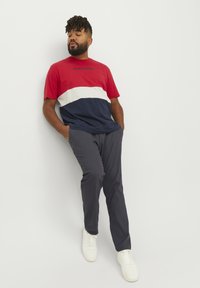 Jack & Jones JPSTMARCO JJDAVE LC NOOS PLS - Chinos - asphalt