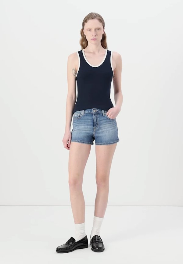 NORA - Denim shorts - denim medium3