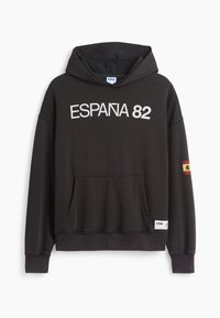 Δεν επιλέχθηκε, spain