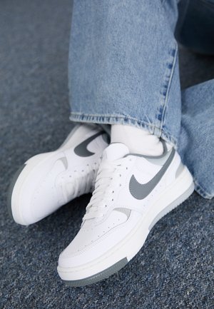 GAMMA FORCE - Trainers - white/smoke grey/light smoke grey/summit white