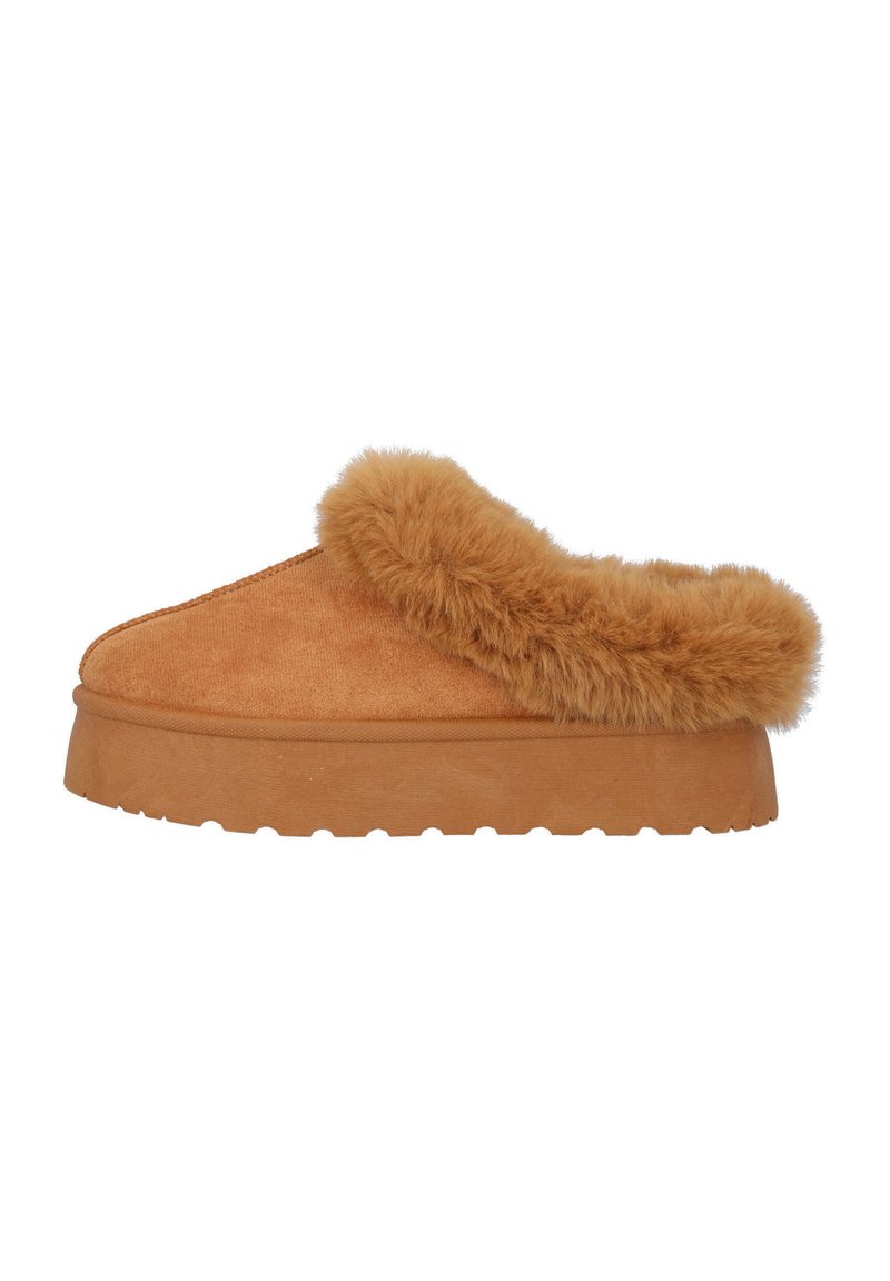 Tan slippers med blødt faux fur-pynt, lavet af ruskind-lignende materiale, med en tyk sål med tekstureret greb for stabilitet.