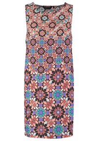 Šaty bez rukávů s geometrickým květinovým vzorem v kombinaci růžové, černé, tyrkysové a fialové barvy, vyrobené z lehké látky.