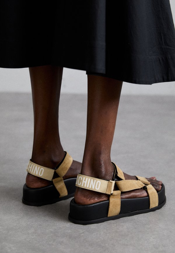 SPORTY - Plateausandalette - beige