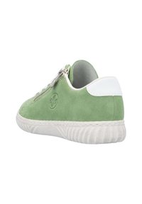 Sneaker verde in suede con dettagli bianchi, zip laterale, suola in gomma testurizzata e logo impresso di lato. Rivestimento interno liscio.
