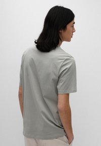 HUGO DULIVE - T-shirt estampada - medium grey