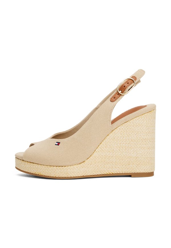 FLAG - Platform heels - horseradish