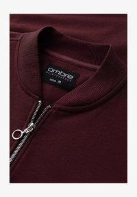 Selezionato, bordeaux