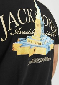 Jack & Jones PLUS SIZE RÜCKEN - T-shirts print - black
