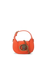 Borsa in pelle arancione a forma rotonda, con una patta anteriore dotata di una chiusura a mano decorativa in tonalità dorata e una tracolla a catena.