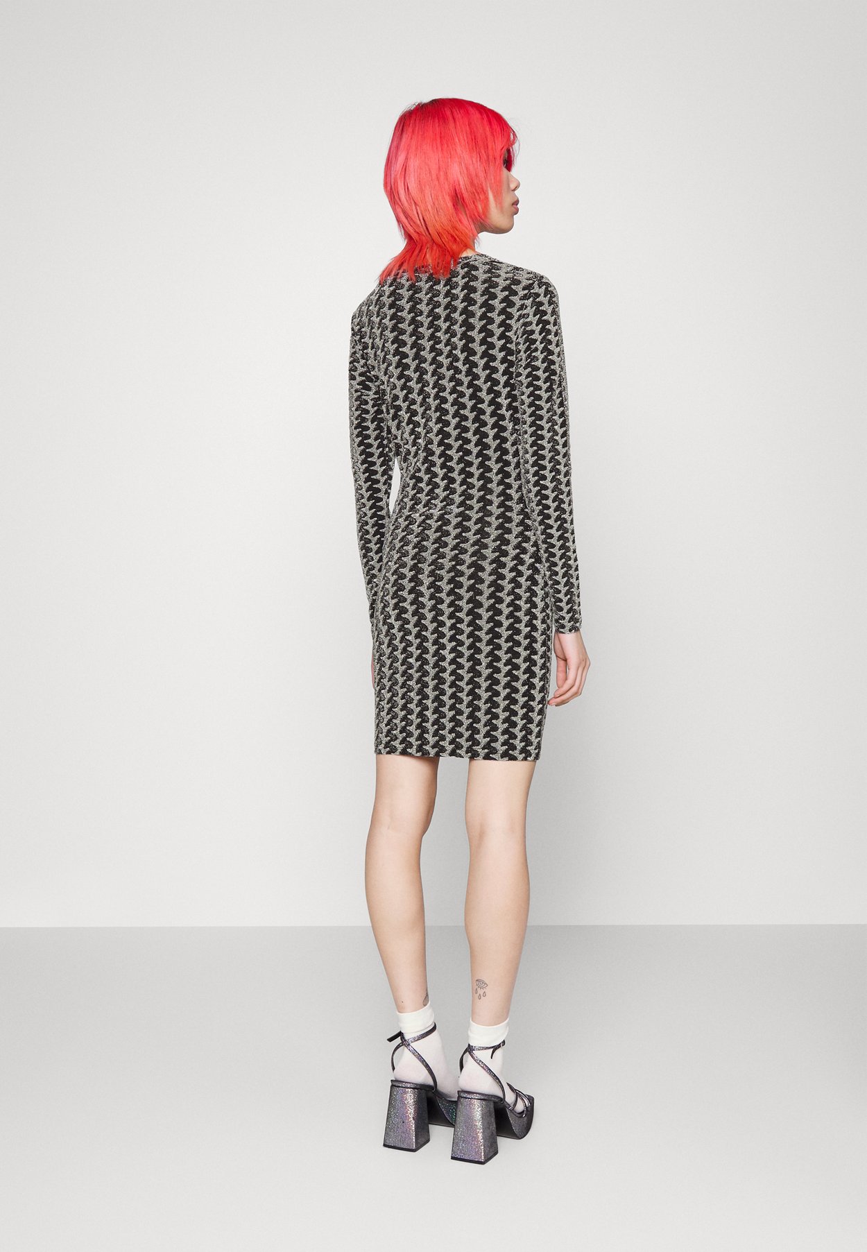 ONLMYNTHE GLITTER DRESS