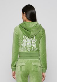 Juicy Couture ROBYN NOW  - Zip-up sweatshirt - piquant green