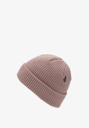 Gorro de punto en rosa claro con una textura acanalada y un borde doblado. Presenta un pequeño acento de logo negro en el lateral.
