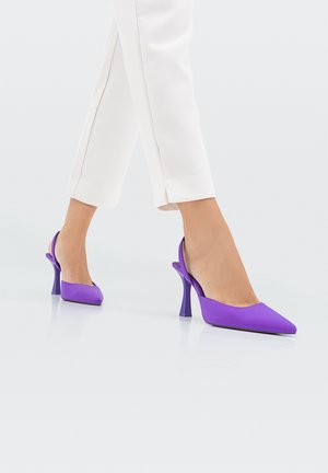 Decolleté - purple
