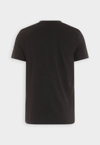Thumbnail Image 6