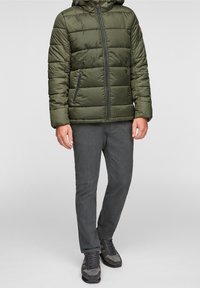 s.Oliver Chaqueta de invierno - khaki