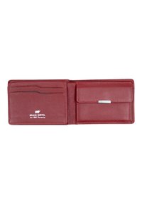 Portafoglio in pelle rossa con più scomparti per carte e chiusura a scatto. Presenta un logo in rilievo e una texture liscia. Design rettangolare compatto.
